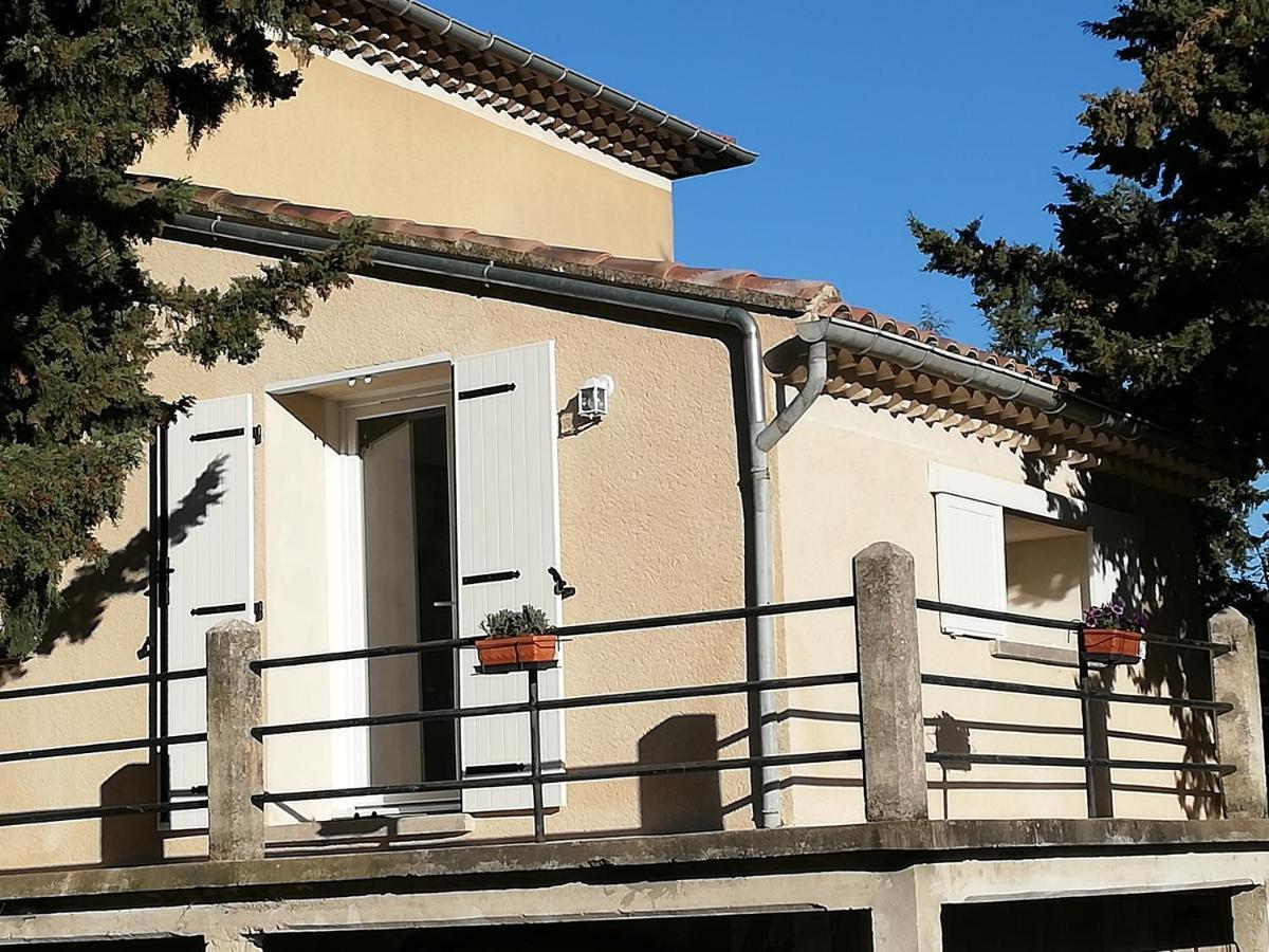 Studio En Campagne Dans Une Ferme Bio Apartment Nyons Exterior photo